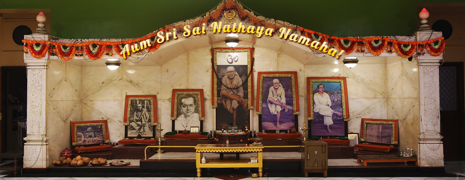 Shirdi Sai Baba Mandir in Delhi - Aum Sri Sai Nathaya Namaha!